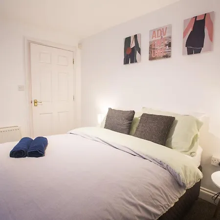 Flat 1, 4 Warden Rd * Μπρίστολ