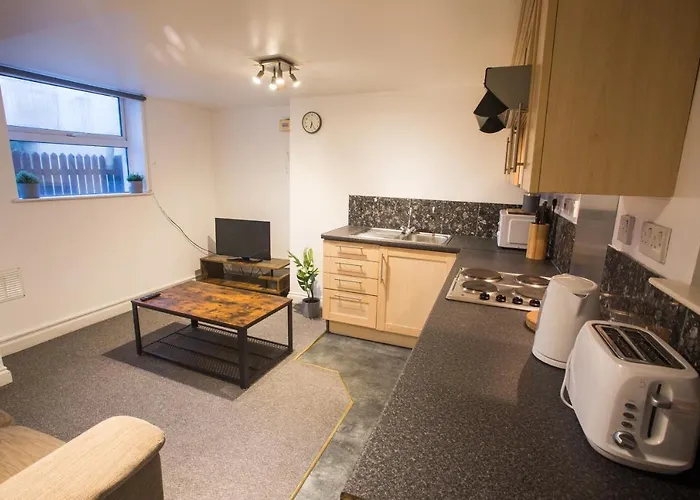 Flat 1, 4 Warden Rd Bristol